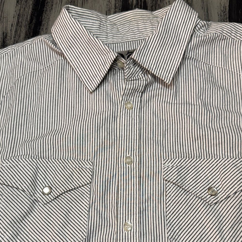 Machine Men's Striped Button-Down Shirt - Picture 11 of 12